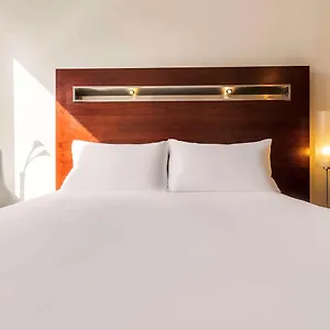 Hotell Ibis World Trade Centre